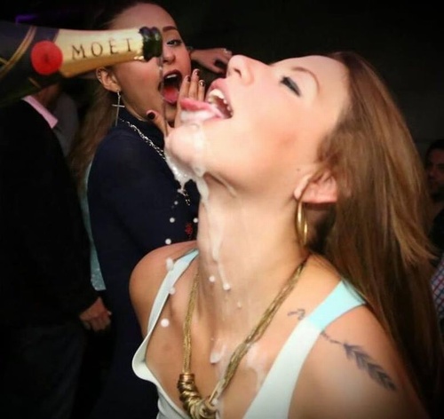 random pic woman champagne shower - Moet
