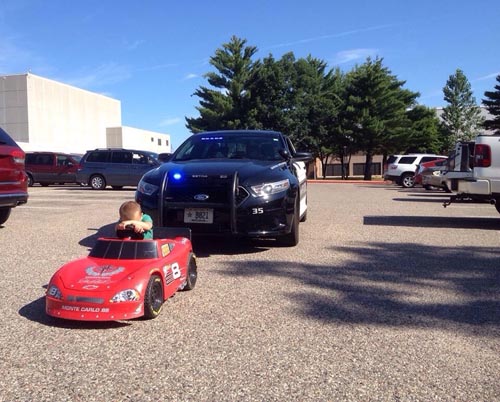 18 Cops Caught Being Awesome