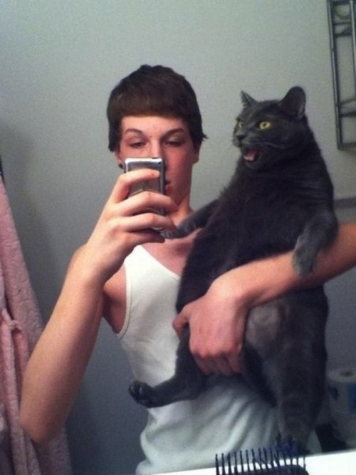 19 Animals That Clearly Hate Taking A Selfie!