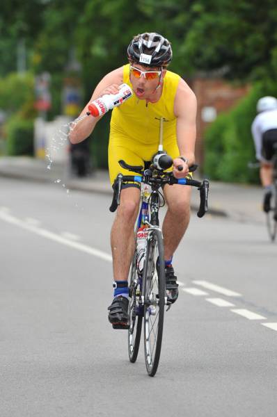 cyclist water bottle fail
