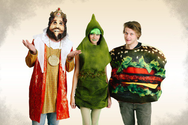 Are you in polyamorous relationship involving three individuals? That’s cool, I don’t judge. Then you can pull off this costume involving The King.This costume is sure to crack everyone up. Here’s instructions on how to make your dreams of becoming a green shit become reality.