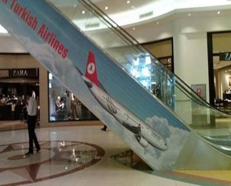 turkish airlines escalator ad - Turkish Airlines Zara