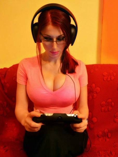 ruby gamer girl