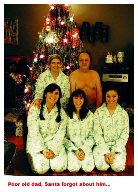 awkward family photos christmas - Poor old dad, Santa forgot about him...