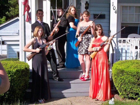 23 Of the most epic redneck prom photos you have to see