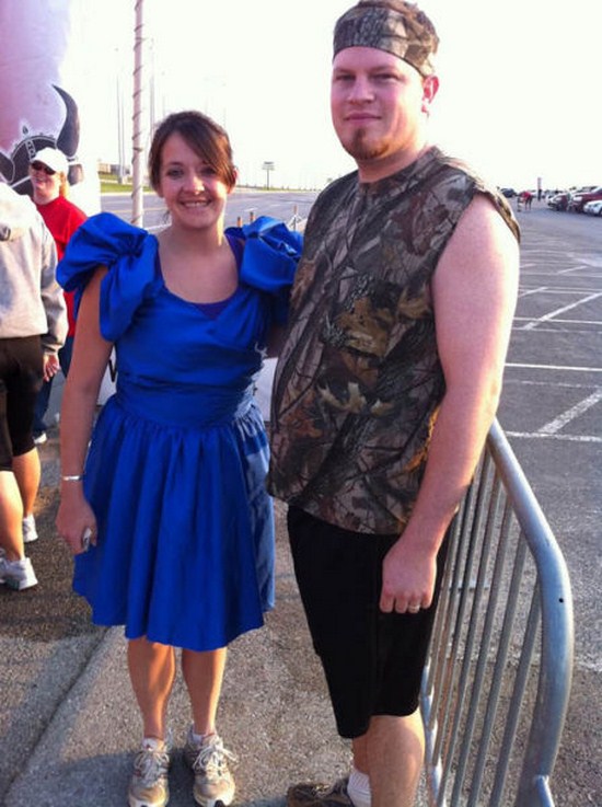 23 Of the most epic redneck prom photos you have to see.
