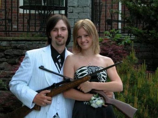 23 Of the most epic redneck prom photos you have to see