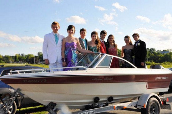 23 Of the most epic redneck prom photos you have to see