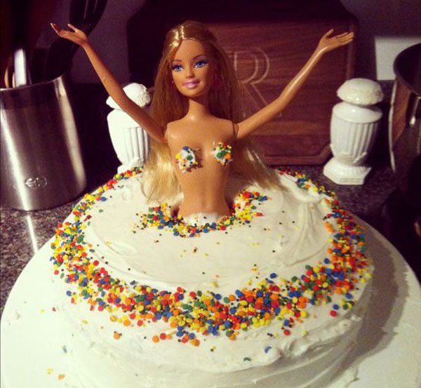 21 of the Funniest 21st Birthday Cakes Ever! - Wow Gallery