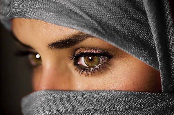 hijab eyes