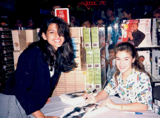 Eva Mendes gets an autograph from  Alyssa Milano in 1989.