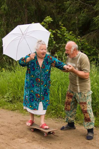 35 Elderly Couples Prove That -