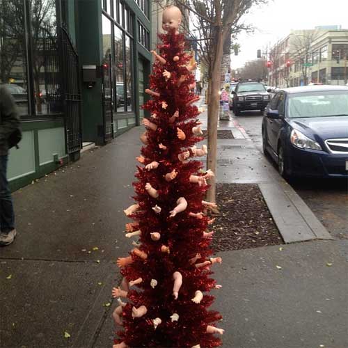 20 Christmas Decorations That Must Be Stopped!