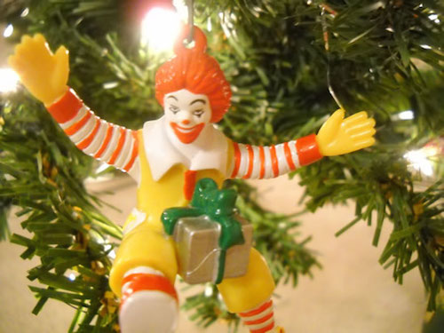 20 Christmas Decorations That Must Be Stopped!