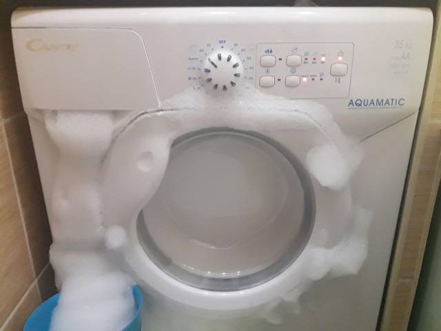 shampoo in washing machine - Aquamatic