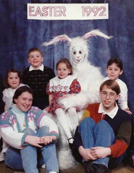 The 20 Most Awkward Easter Family Photos Ever