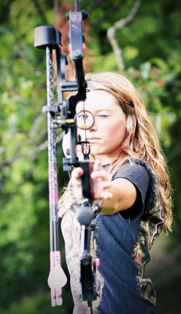 44 Fabulous Photos Of Female Archers