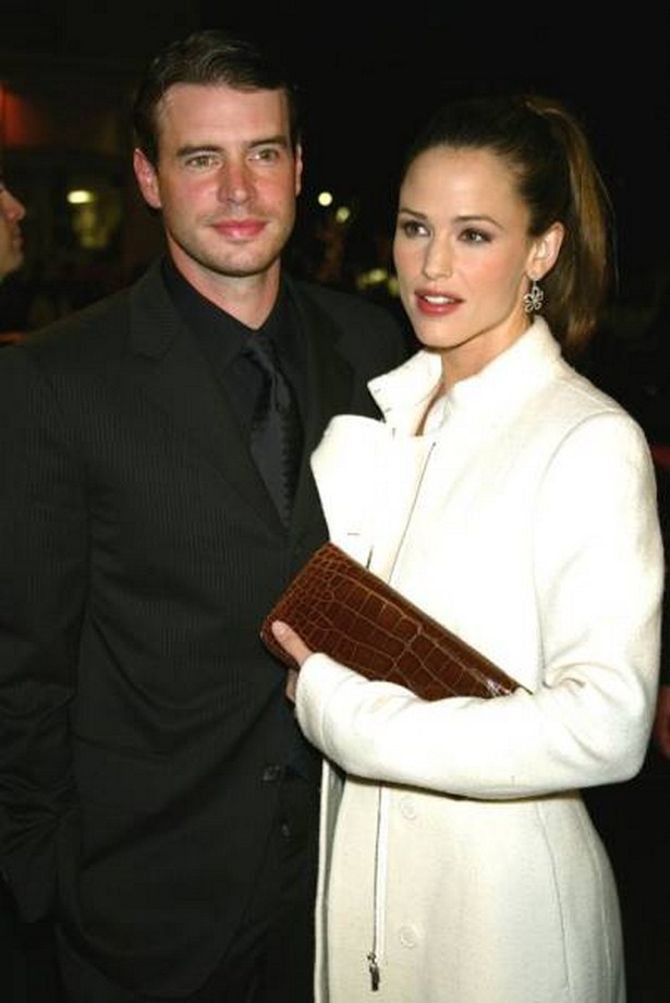 Jennifer Garner and Scott Foley married-2003-04