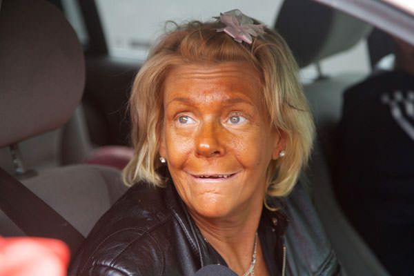 Spray Tan Fails That Will Make You Glad Tanning Isn T A Thing