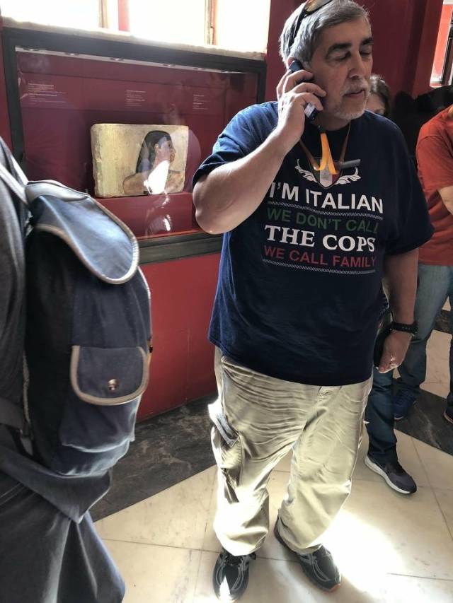 t shirt - I'M Italian We Don'T Cal The Cops We Call Family