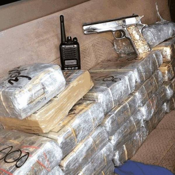 25 Images of the Mexican Drug Cartel Showing Off On Instagram