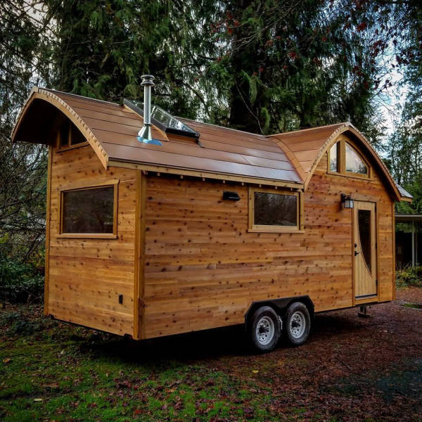 mini house on wheels