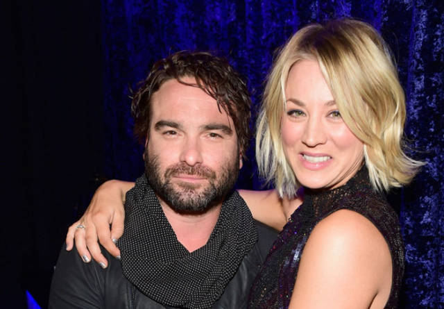 Johnny Galecki And Kaley Cuoco-'Big Bang Theory' favorites Johnny Galecki and Kaley Cuoco also had a real-life romance. The pair split, while their on-screen characters are now married.