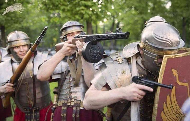 funny pics and memes - Roman soldier with gun