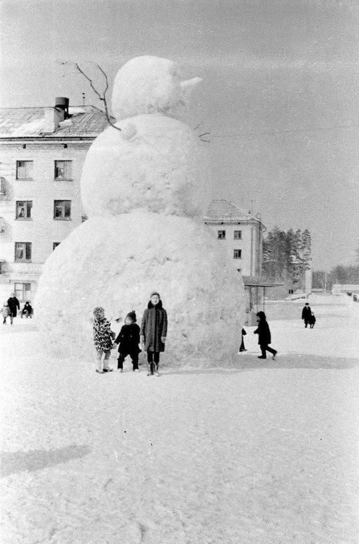 giant snowman 1960s