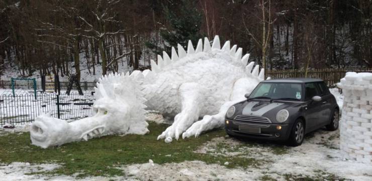 dragon made of snow - Art
