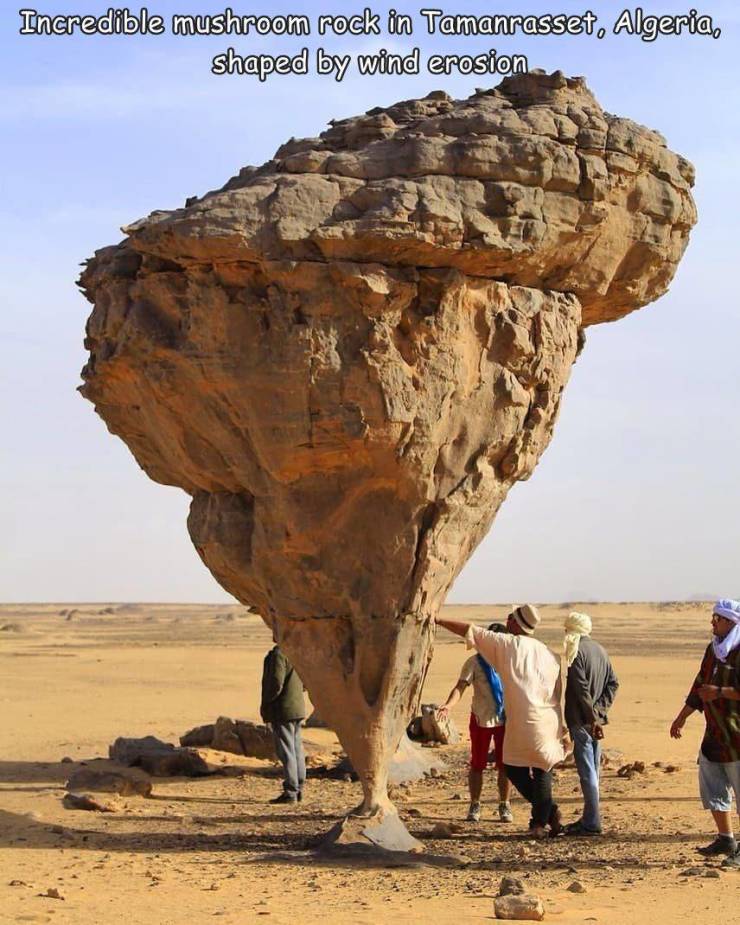 mushroom rock - Incredible mushroom rock in Tamanrasset, Algeria, shaped by wind erosion