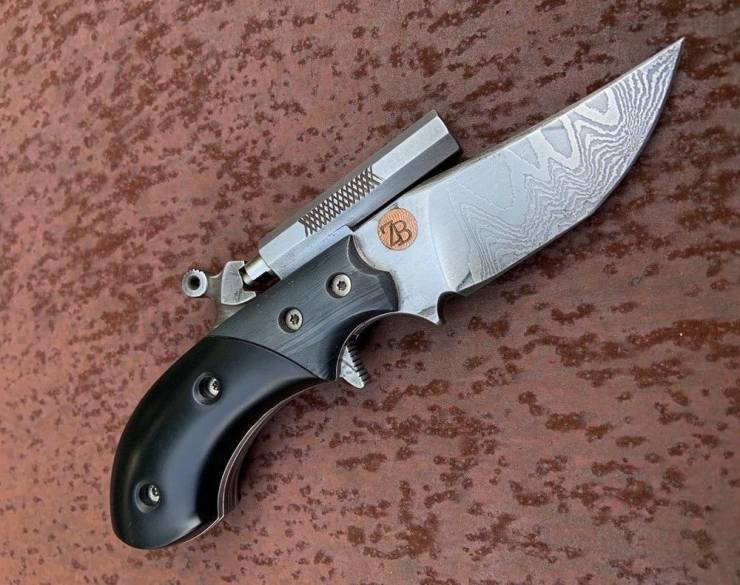 bowie knife - B