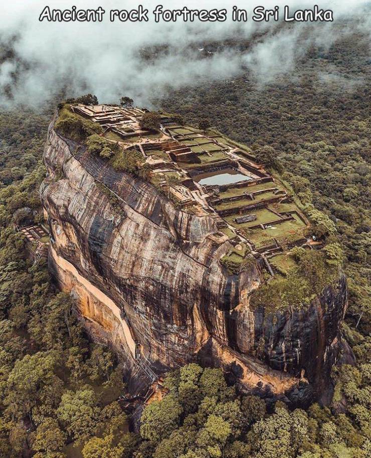sigiriya sri lanka - Ancient rock fortress in Sri Lanka