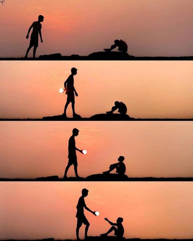 photographer plays with sunsets - Jn