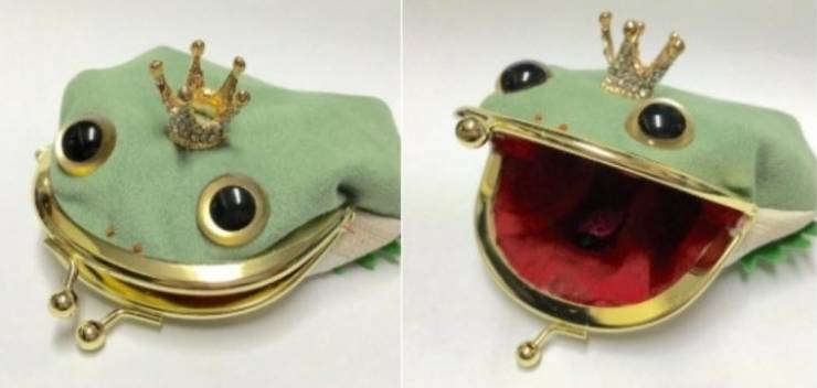 fascinating photos - fun randoms - crown frog wallet