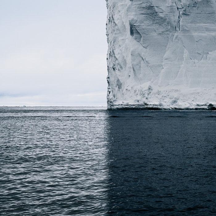 COOL RANDOM PICS - 4 shades of blue in antarctica