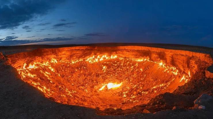 cool photos - darvaza crater