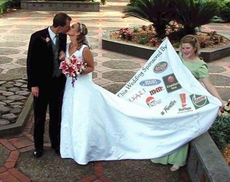 This Wedding Sponsored By mm.com Halt Pe Fronti Suflags