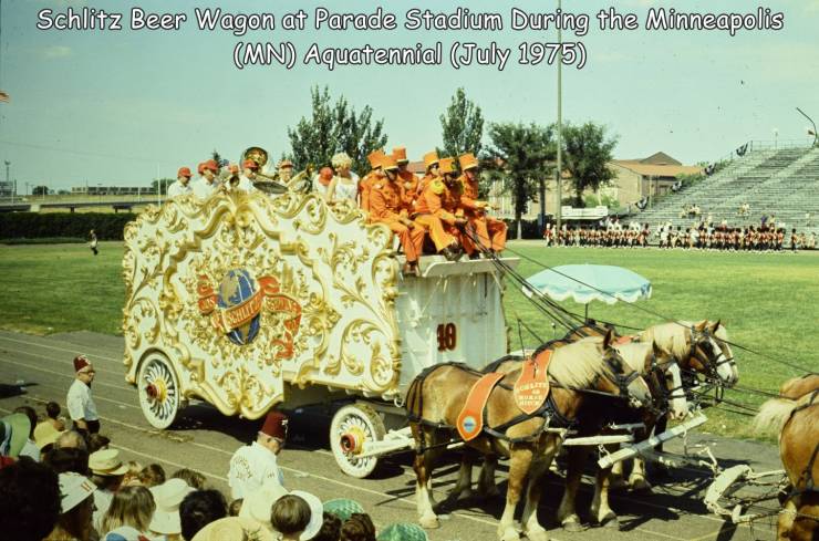 fun randoms - chariot - Schlitz Beer Wagon at Parade Stadium During the Minneapolis Mn Aquatennial Eur
