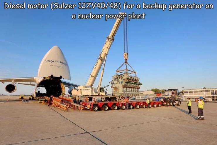 fun randoms - aerospace engineering - Diesel motor Sulzer 12ZV4048 for a backup generator on a nuclear power plant volca sen