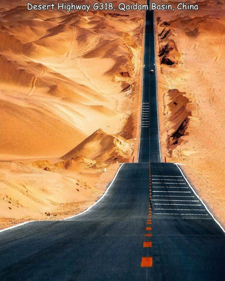 fun randoms sky - Desert Highway G318, Qaidam Basin, China