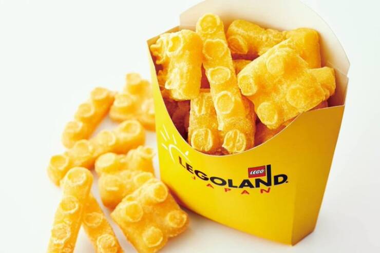 fun randoms - funny photos - legoland lego fries - Roland