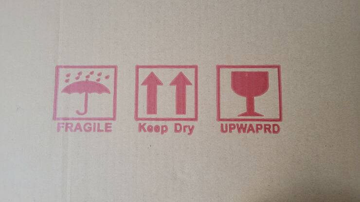 fun randoms - funny photos - graphics - Fragile Keep Dry Upwaprd