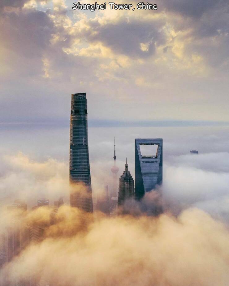 awesome random pics  - Shanghai Tower, China