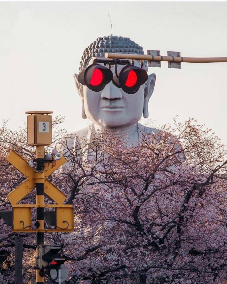 cool random photos - cyberpunk 2077 buddha