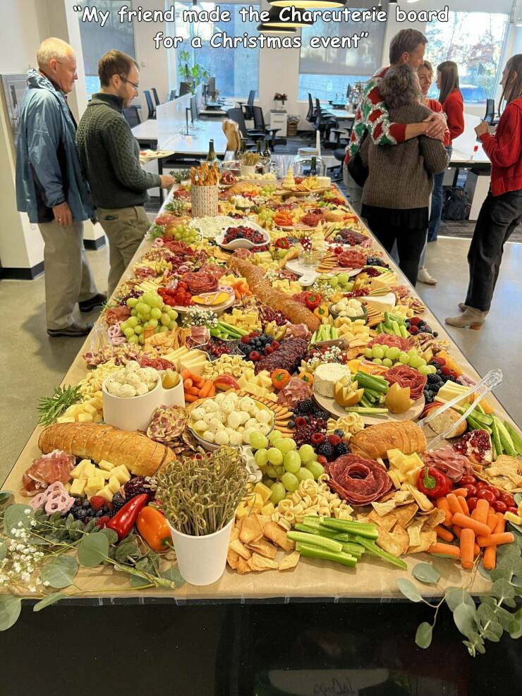 cool random pics - dish - "My friend made the Charcuterie board for a Christmas event" candal