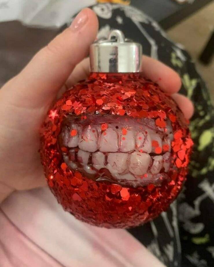 cool pics and memes  - christmas ornament