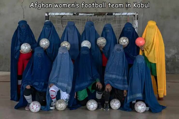 cool random pics - Afghanistan - Afghan women's football team in Kabul