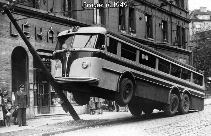 cool random pics - Leka ArnaPri 201 Prague in 1949 Wisamerel