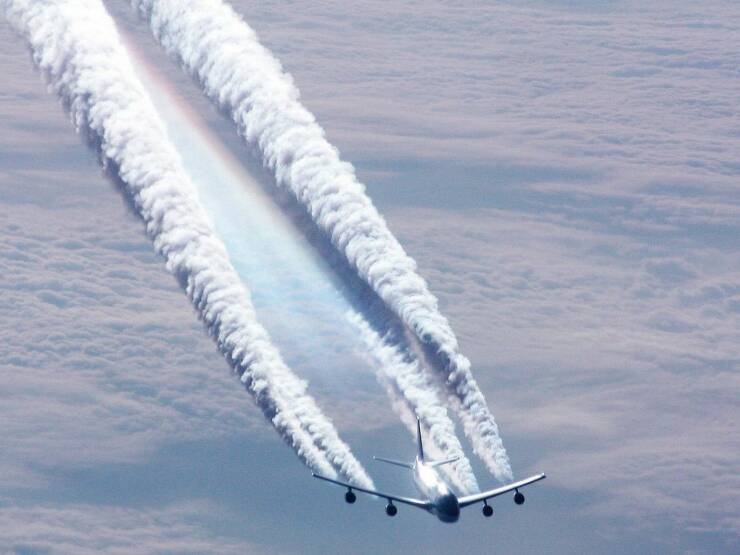 cool random pics - plane pollution